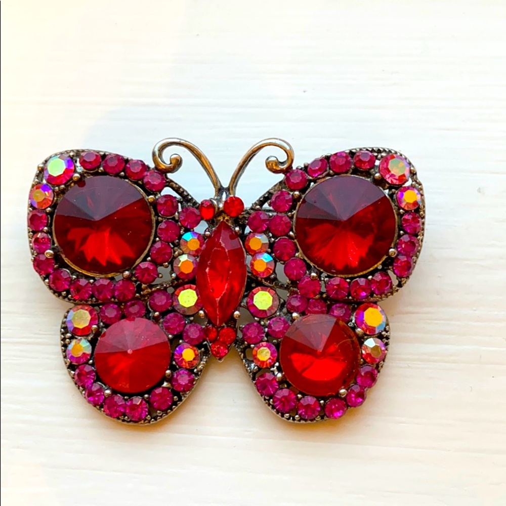 Pink Butterfly Brooch all stones 2in wide x 1,5in